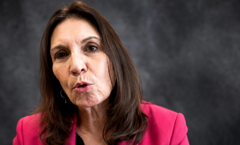 Cassandra Feuerstein Net Worth