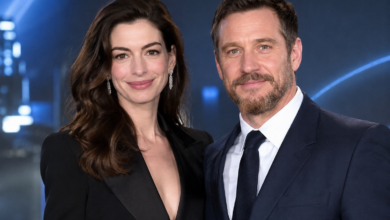 Anne Hathaway and Tom Kennedy