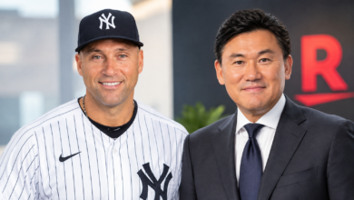 Derek Jeter and Hiroshi Mikitani